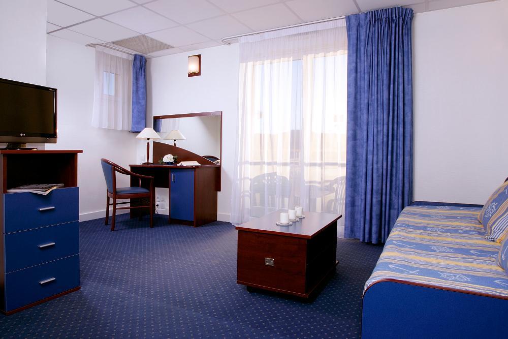 Terres De France - Appart'Hotel La Roche-Posay Zewnętrze zdjęcie