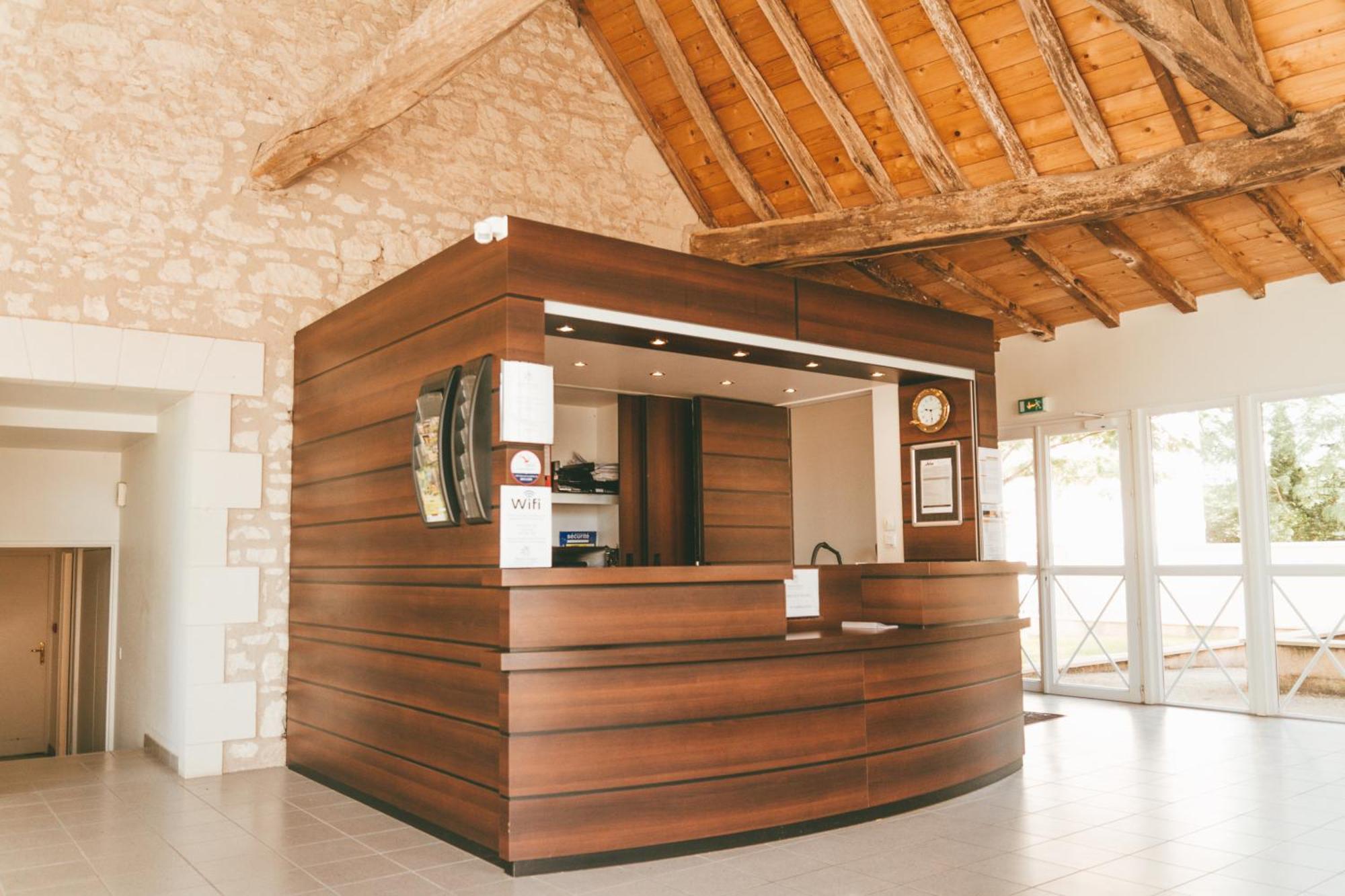 Terres De France - Appart'Hotel La Roche-Posay Zewnętrze zdjęcie